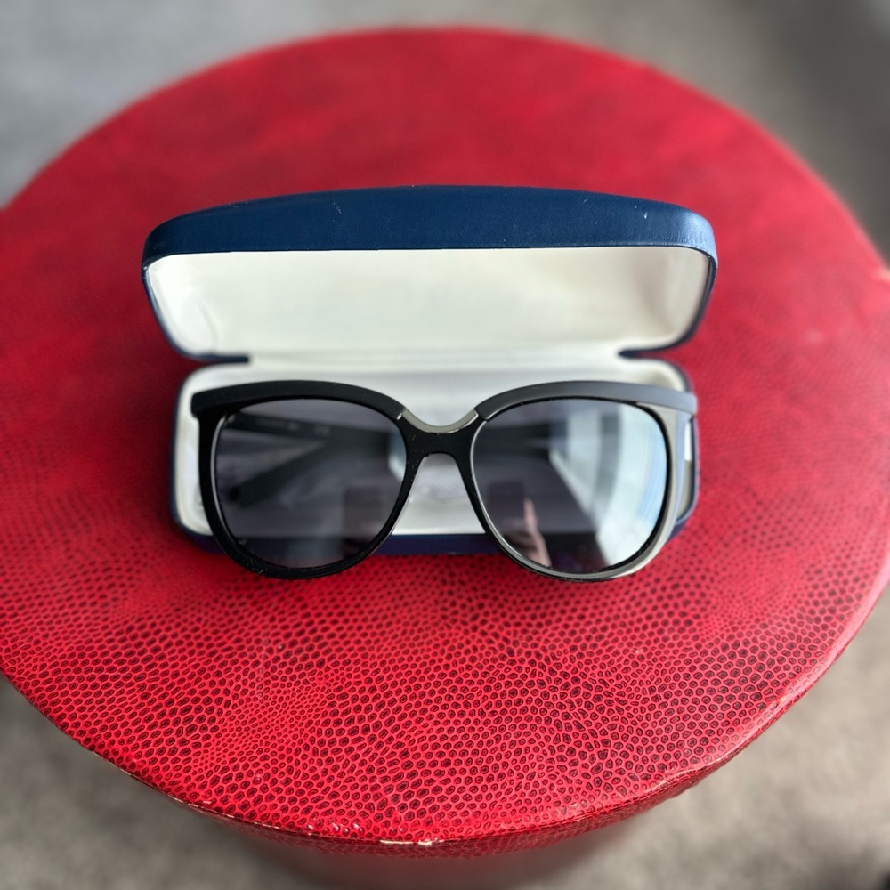 Lacoste Women's L825s Oval Sunglasses
